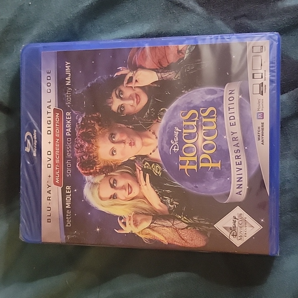 Disney Hocus Pocus Anniversary Edition